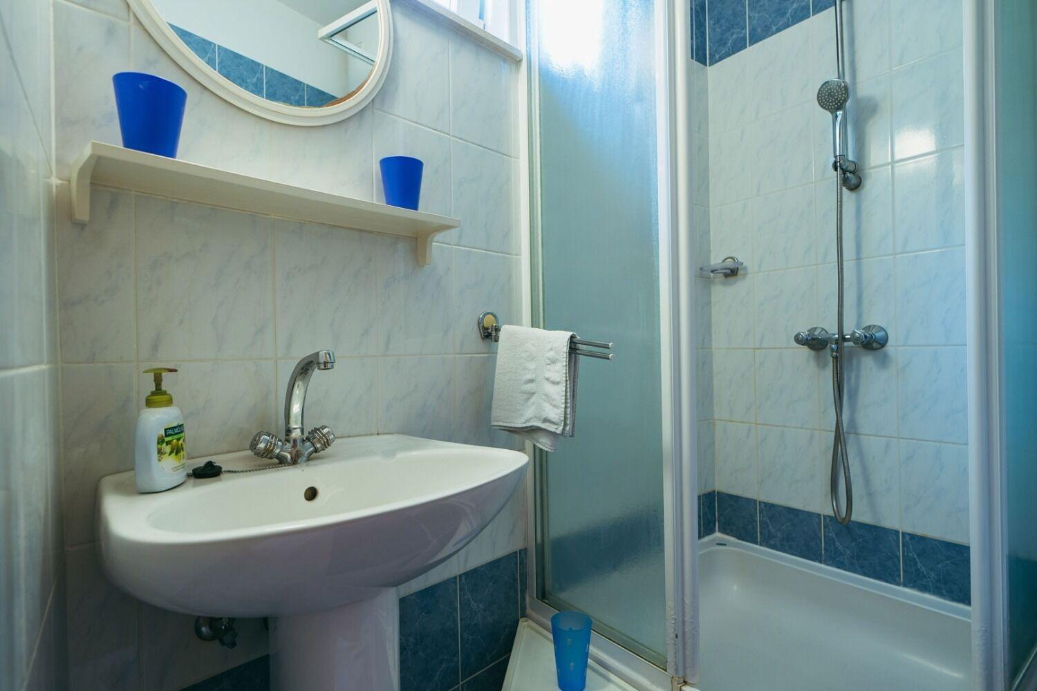 Apartments Lovre - Close To The Sea Brela Ngoại thất bức ảnh