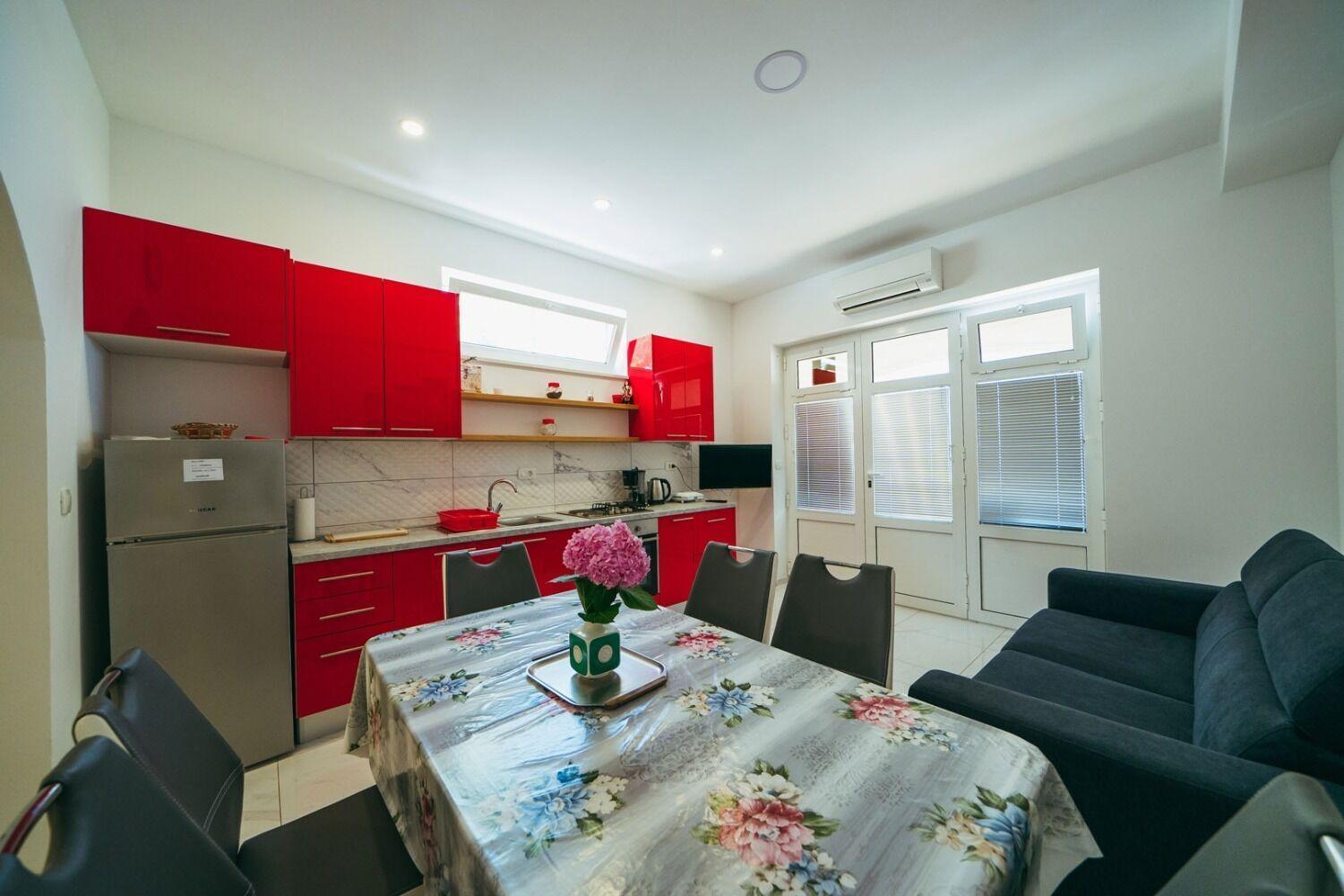 Apartments Lovre - Close To The Sea Brela Ngoại thất bức ảnh