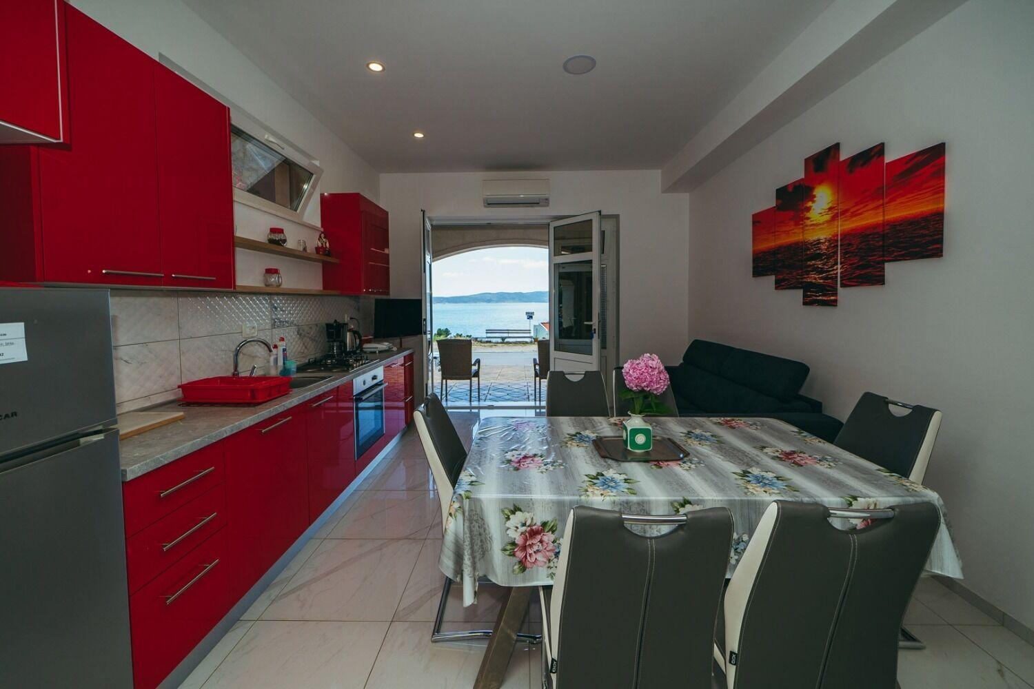 Apartments Lovre - Close To The Sea Brela Ngoại thất bức ảnh