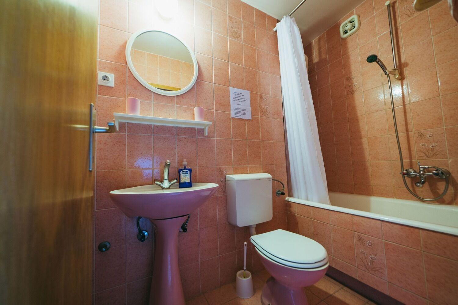 Apartments Lovre - Close To The Sea Brela Ngoại thất bức ảnh