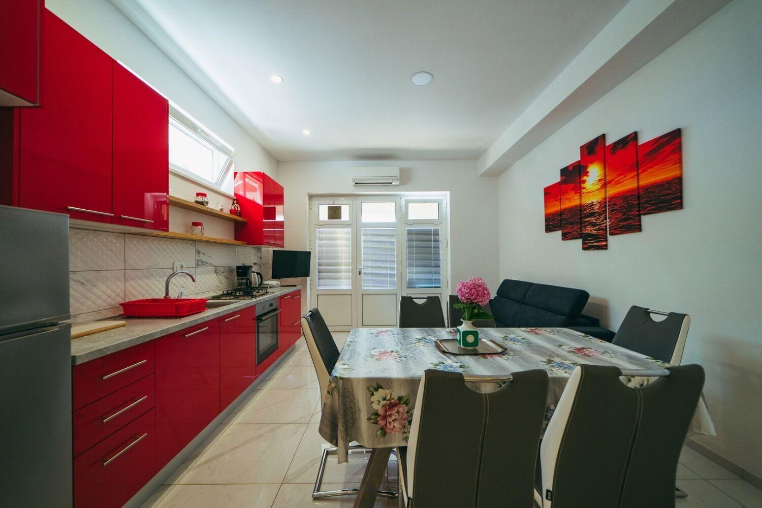 Apartments Lovre - Close To The Sea Brela Ngoại thất bức ảnh