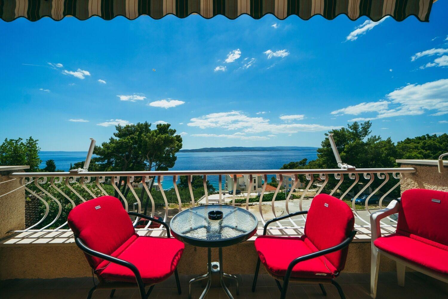Apartments Lovre - Close To The Sea Brela Ngoại thất bức ảnh