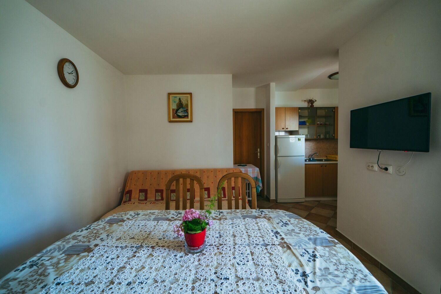 Apartments Lovre - Close To The Sea Brela Ngoại thất bức ảnh