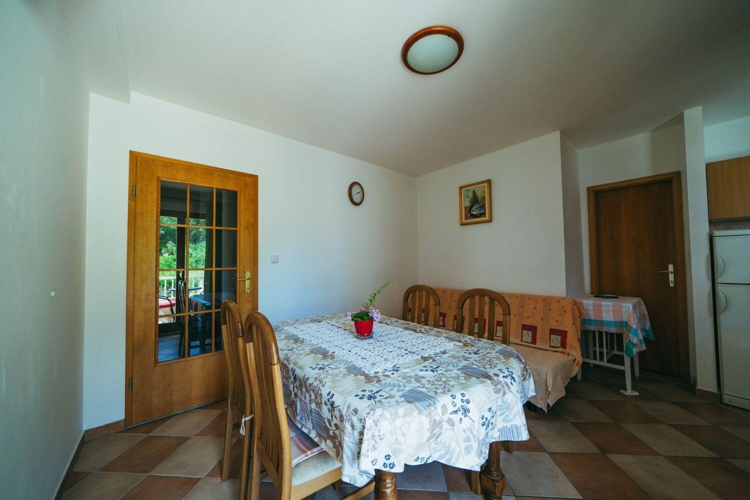 Apartments Lovre - Close To The Sea Brela Ngoại thất bức ảnh